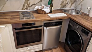 Microwave, oven, stovetop, dishwasher