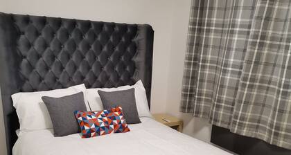 Newly Renovated Cosy 1bedroom flat in Wellingborough, free parking,