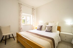 1 soverom, strykejern/-brett, wi-fi og sengetøy