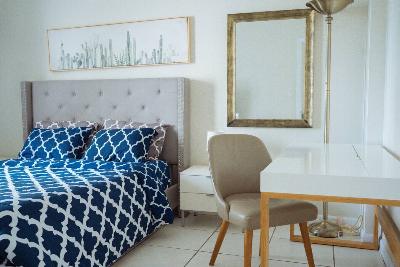 1 slaapkamer, een strijkplank/strijkijzer, reisbedje, wifi