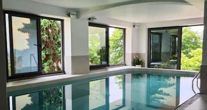 Villa WOLKENHAWK - Five Bedroom Villa with indoor swimming pool