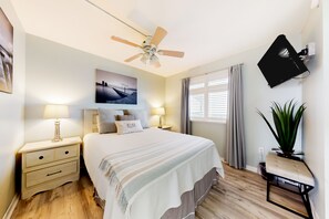 1 chambre, fer et planche à repasser, accès Internet, draps fournis