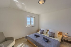 2 soverom, strykejern/-brett, wi-fi og sengetøy