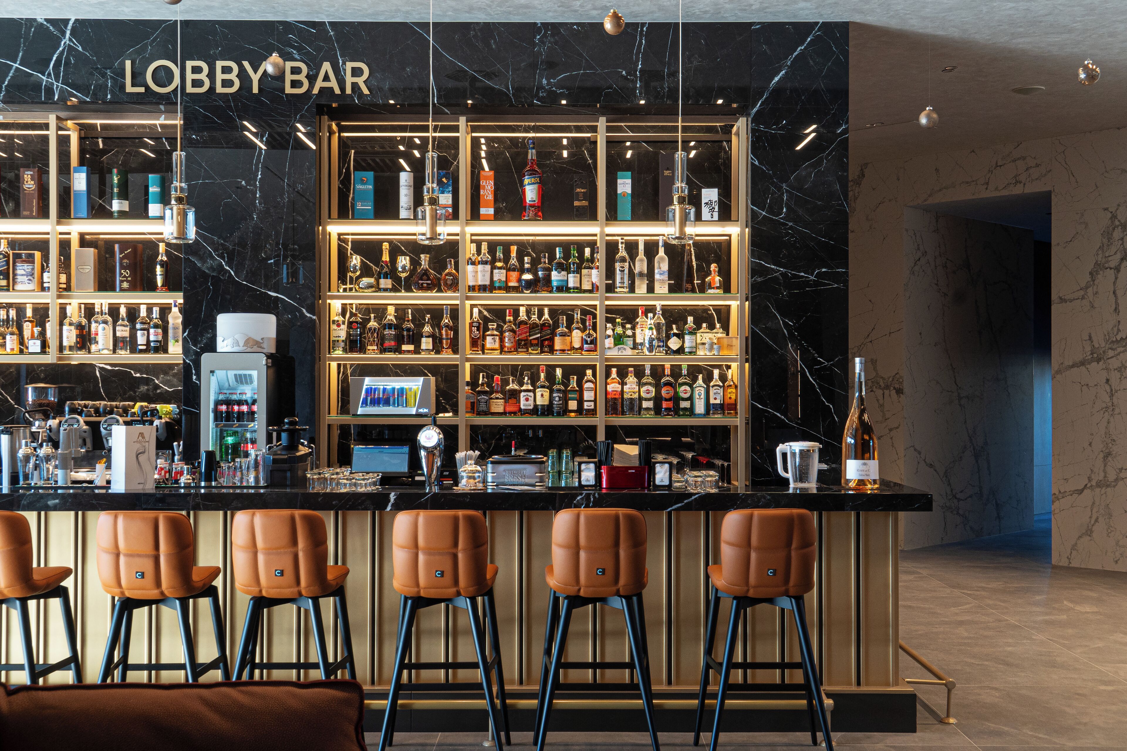 로비 라운지