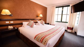 In-room safe, desk, laptop workspace, free WiFi