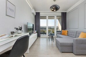 Living room - Lipska Apartment by Renters (Kraków)
