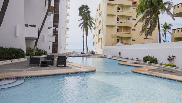 Pool - Departamento vista al mar, Marina del Sol-Cerritos (Mazatlán)