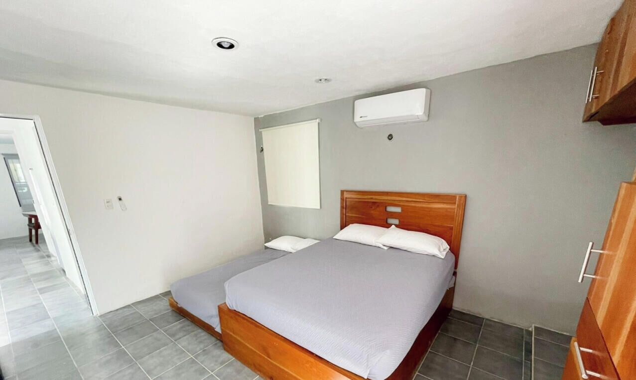 2 chambres, fer et planche à repasser, Wi-Fi gratuit, draps fournis