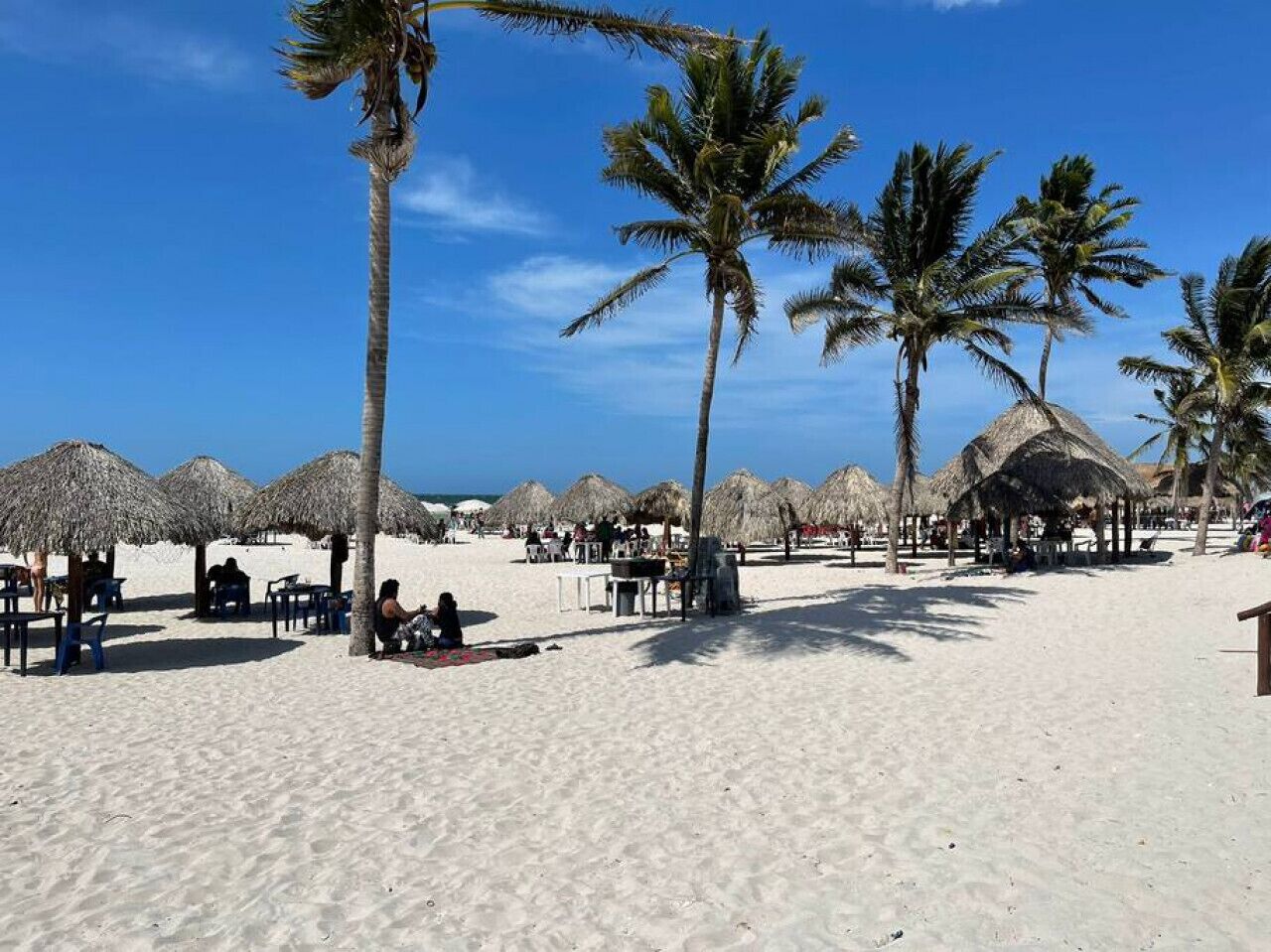 Una spiaggia nelle vicinanze