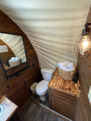 Bathroom - Oregon Trail Wagon has two queens size bed, bathroom w/ shower, heat & a/c, smart tv, wi-fi, microwa (Branson)