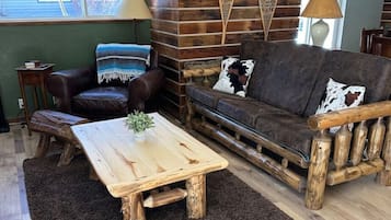 Fernseher, Kamin