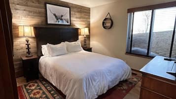 2 bedrooms, travel cot, WiFi