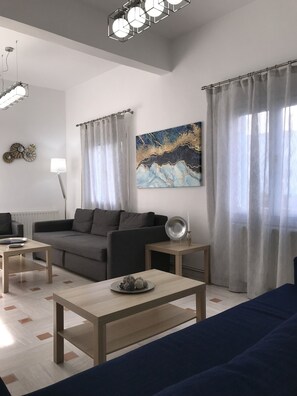 Living area - Aratos Apts- Kallisto 2bedroom Apartment (Santorini)