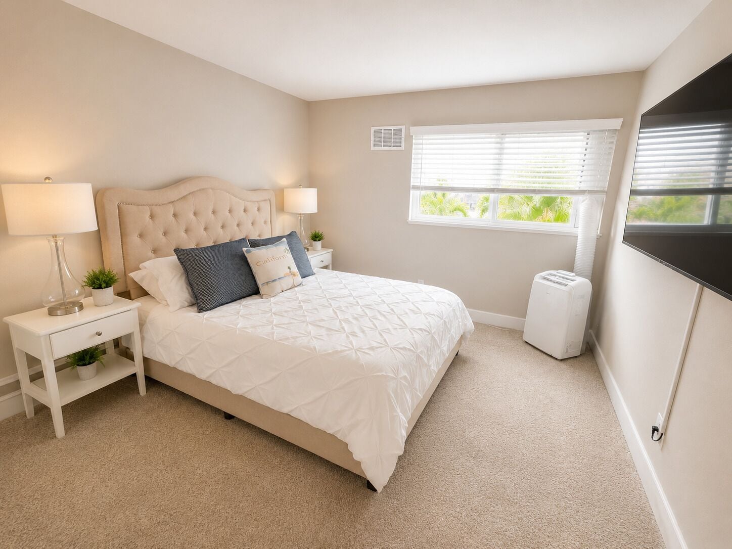2 bedrooms, desk, iron/ironing board, free WiFi