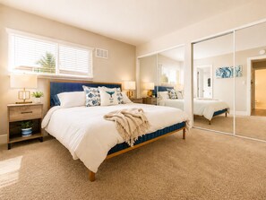 2 chambres, bureau, fer et planche à repasser, Wi-Fi gratuit