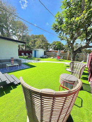 Terrace/patio - Boutique Studio with Enclosed yard! (Fort Lauderdale)