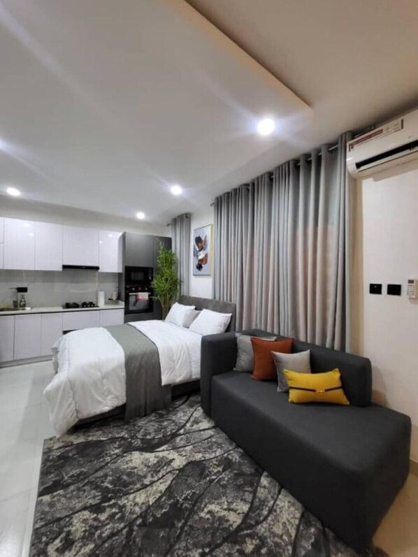 1 habitación, tabla de planchar con plancha, wifi y ropa de cama 
