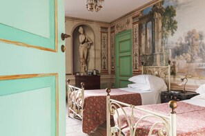 Exclusive Double or Twin Room | Premium bedding, memory foam beds, individually decorated - AGRITURISMO CASTELLO BECCARIA (Pieve del Cairo)