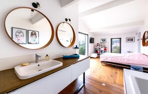 3 Schlafzimmer, kostenloses WLAN, Bettwäsche