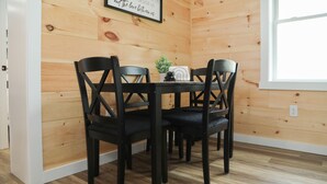 In-room dining - Hartman Center Campground  (Milroy)