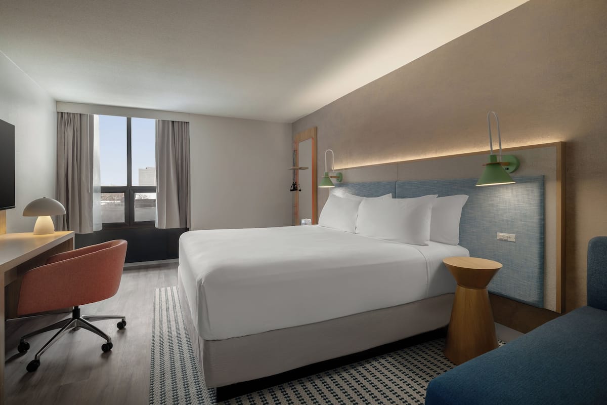 Standard Room, 1 Queen Bed | Desk, laptop workspace, free WiFi, bed sheets