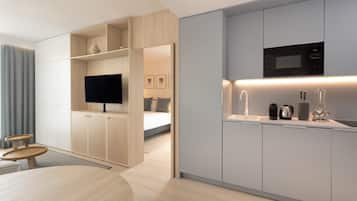 1 bedroom, premium bedding, down duvets, in-room safe