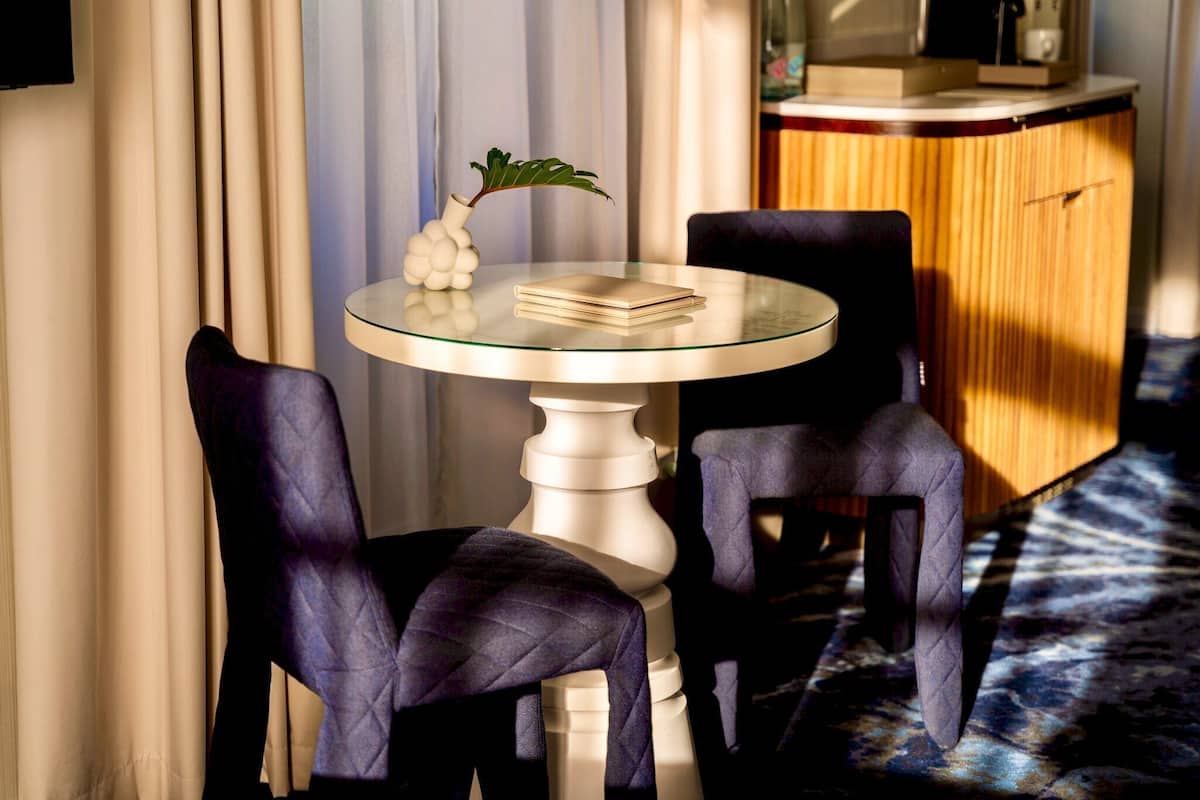 Premium bedding, minibar, in-room safe, desk