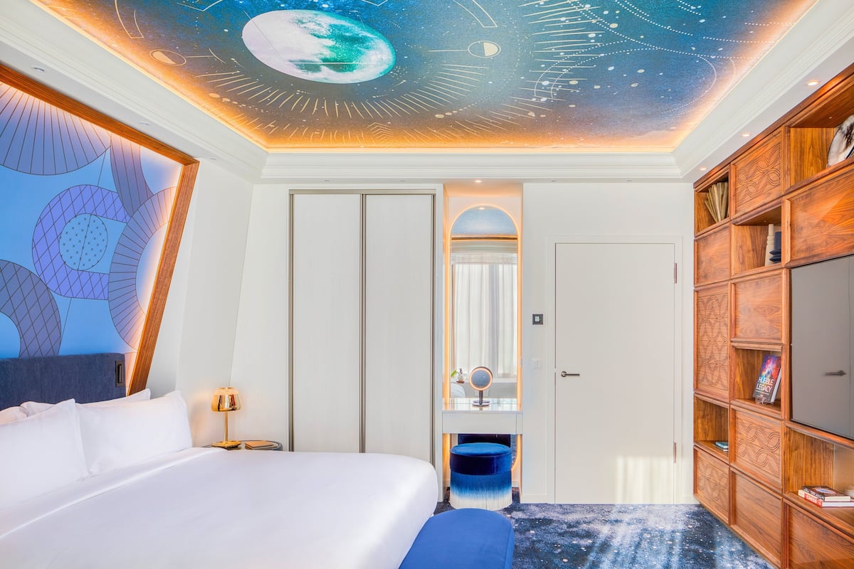 Suite, 1 King Bed (Observatory)