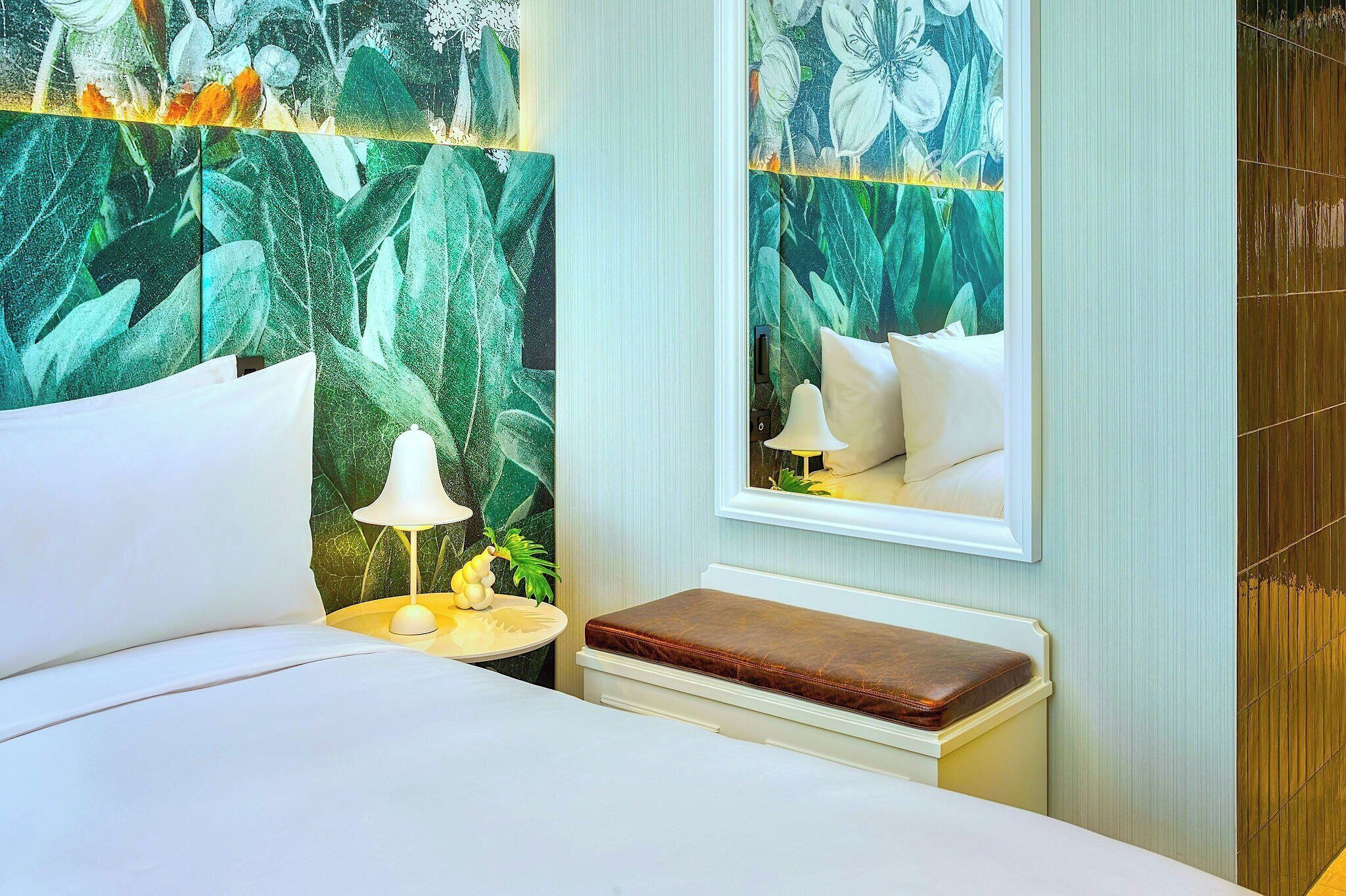 Premium bedding, minibar, in-room safe, desk