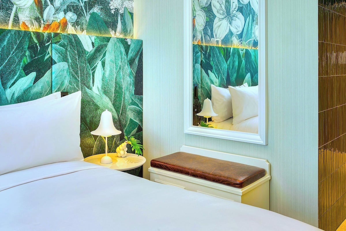 1 bedroom, premium bedding, minibar, in-room safe