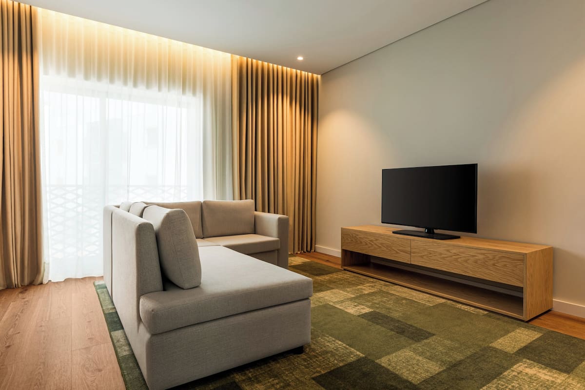 Suite, 1 slaapkamer, balkon | Gratis wifi, beddengoed