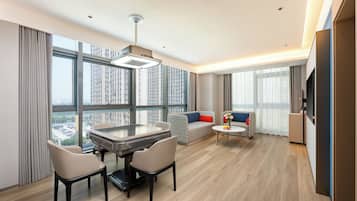 1 Bedroom Suite | Premium bedding, down duvets, minibar, desk