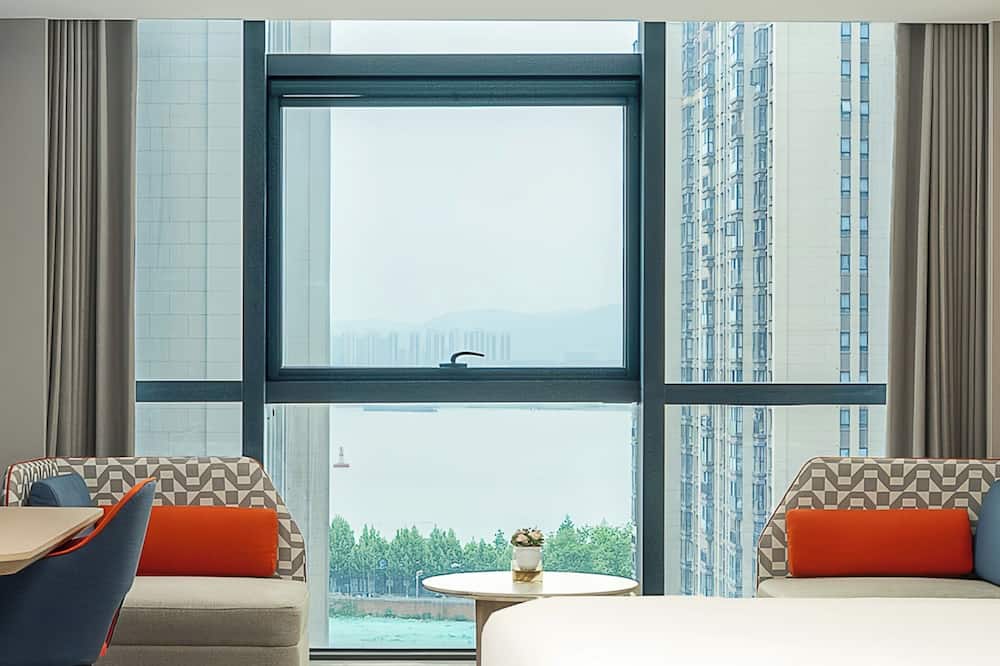 Holiday Inn Express Nanjing Riverside by IHG