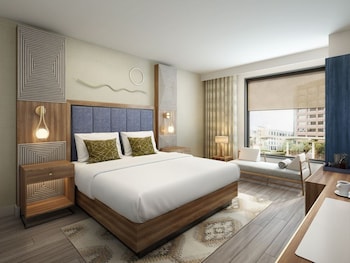 Desk, laptop workspace, free WiFi, bed sheets at Hotel Indigo Irving Las Colinas by IHG