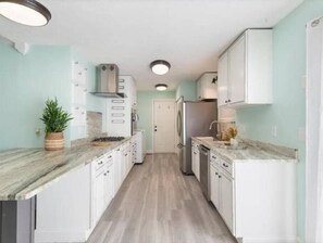 Fridge, microwave, oven, stovetop - Cool Ranch (Murfreesboro)