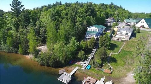 House on Star Lake for you and yours!