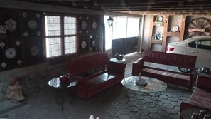 32-inch Smart TV with satellite channels - HOSTAL EL REFUGIO (Puebla)