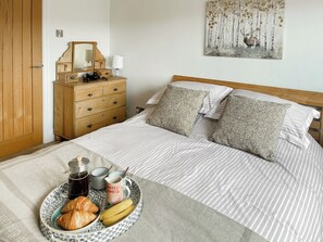 3 soverom, wi-fi (inkludert) og sengetøy