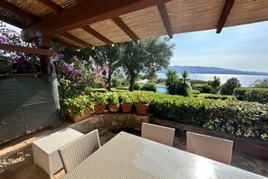 Outdoor dining - Tuscany, Ansedonia - Villa for 7 people with swimming pool (Ansedonia)