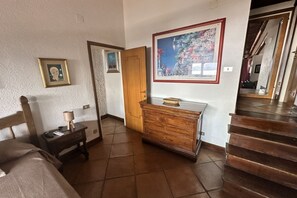 Interior - Tuscany, Ansedonia - Villa for 7 people with swimming pool (Ansedonia)