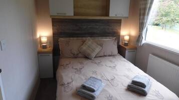 Cabin | 2 bedrooms, free WiFi, bed sheets