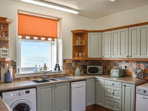 Dishwasher, high chair - 2 bedroom accommodation in Strathlene, near Buckie (Strathlene, near Buckie)