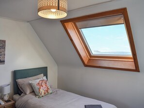 2 bedrooms, free WiFi, bed sheets - 2 bedroom accommodation in Strathlene, near Buckie (Strathlene, near Buckie)