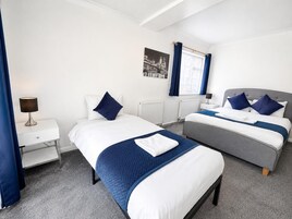 Deluxe Triple Room