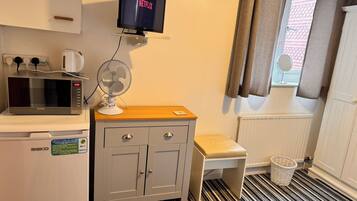 1 bedroom, individually furnished, laptop workspace, soundproofing