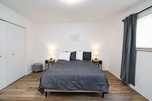 2 bedrooms, bed sheets