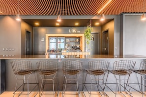 Studio | Bar (on property)