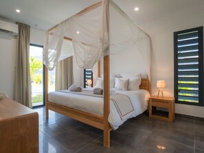 4 habitaciones, tabla de planchar con plancha, cuna de viaje y wifi