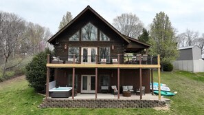 Exterior - Ridge Hideaway • Cozy Lakefront Escape (Cadiz)