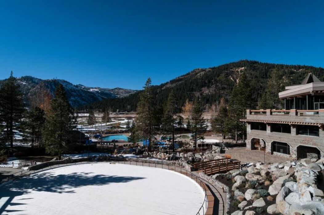 Everline Resort & Spa-Formerly Resort@Squaw Creek-2 queen Pools/Spas/Skiing/